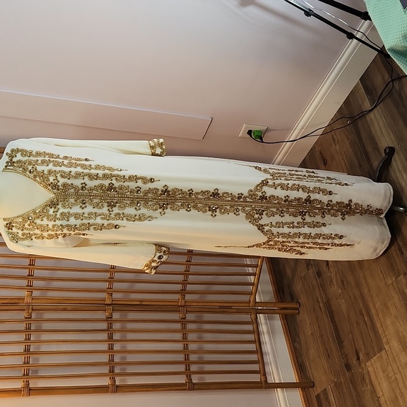 Abdulla Shehab Trading kaftan evening gown cream colored gold beads and crystals - Picture 2 of 16